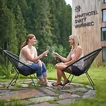 Svaty Vavrinec 4*