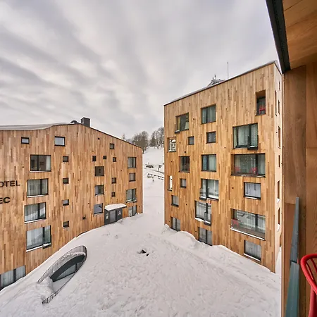 Svaty Vavrinec פק פוד סנז'קו