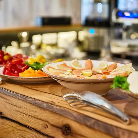Hotel Svaty Vavrinec 4*